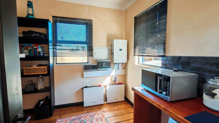 4 Bedroom Property for Sale in Hansmoeskraal A H Western Cape